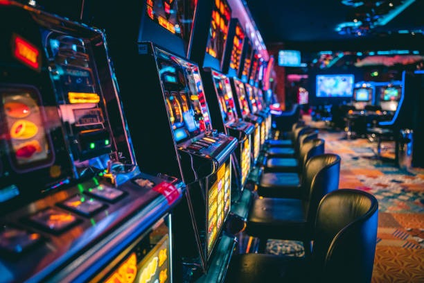 Bandar Poker live table with professional dealers and multi-camera feed